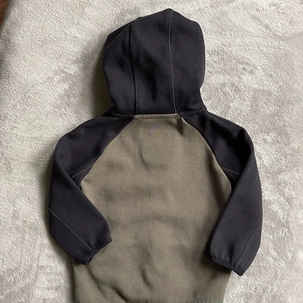 Nike Zip Up Kids Size 12 Months
